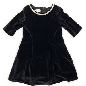 NWT Black Velvet Rhinestone Neckline Dress Size 4